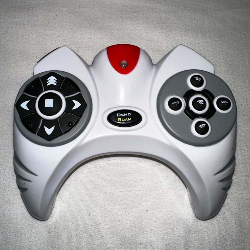 WowWee Roboraptor Robot Dinosaur White Replacement Remote Control 2005 OEM